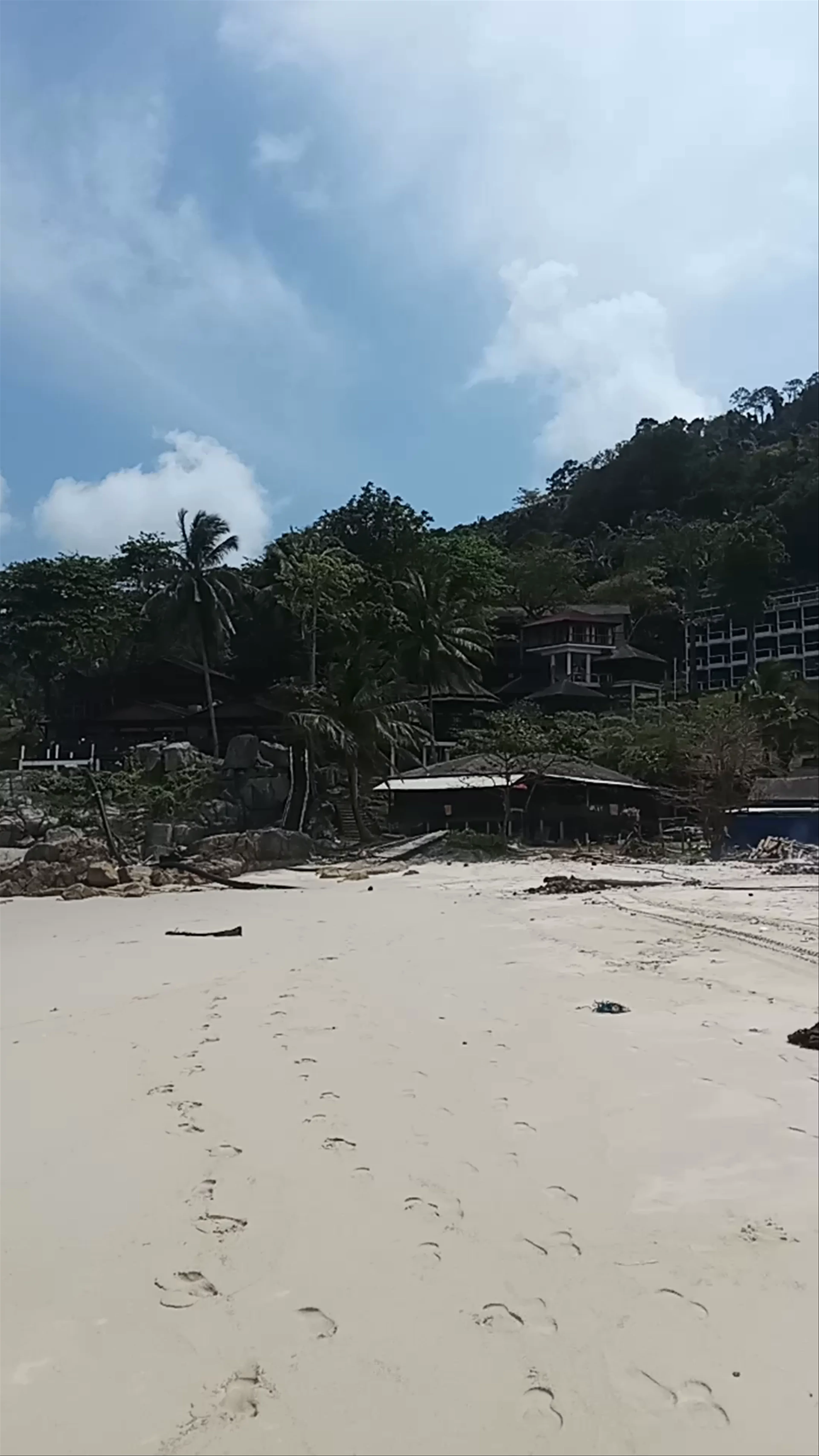 Long Beach, Perhentian Kecil
