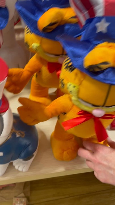 Homegoods - Dancing Garfield. - Department Stores Near Me - Ladera Ranch, California