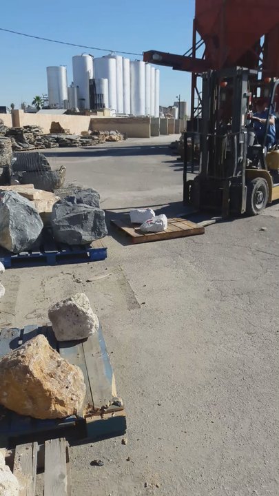 Sunburst Decorative Rock - Landscaping Near Me - Irwindale, California