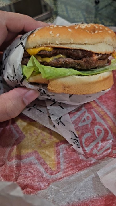 Carl's Jr - Double Famous Star - Fast Food Near Me - Van Nuys, California