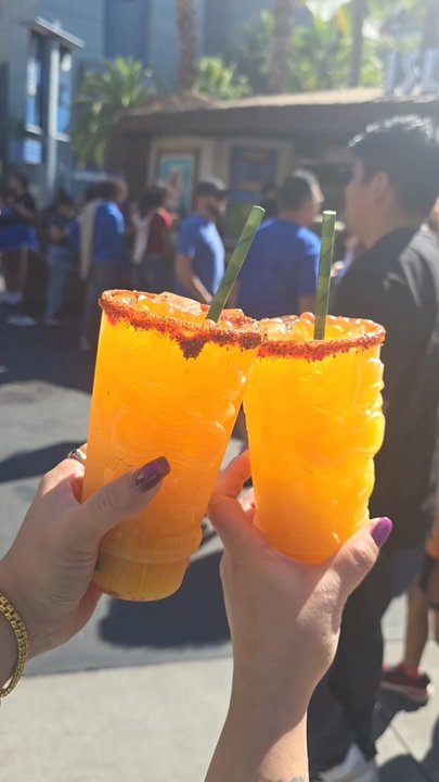Isla Nu-Bar - Spicy Jurassic Pearadise - Cocktail Bars Near Me - Universal City, California