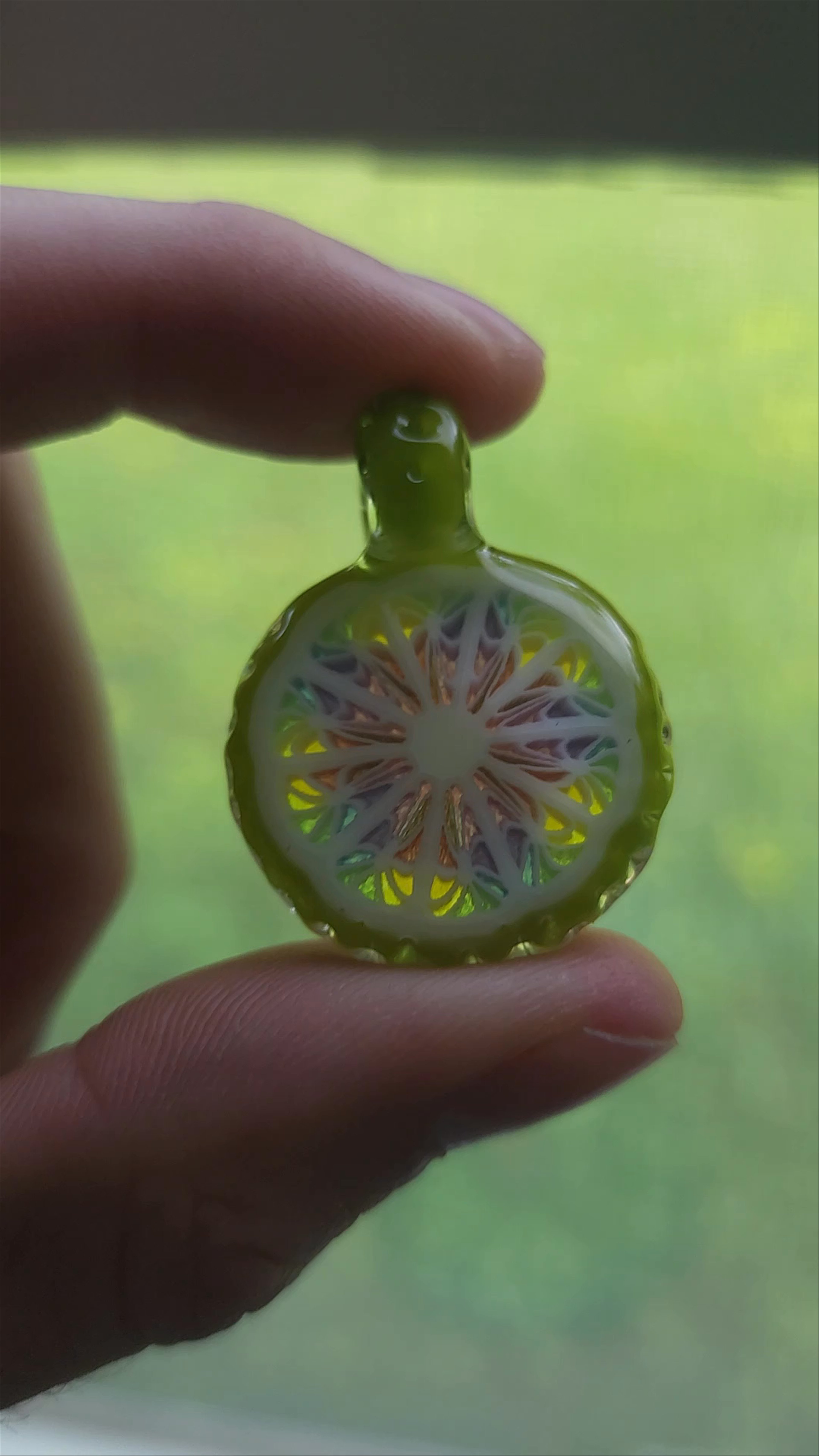 Preview pic of Lyons 2026 opus pendy
