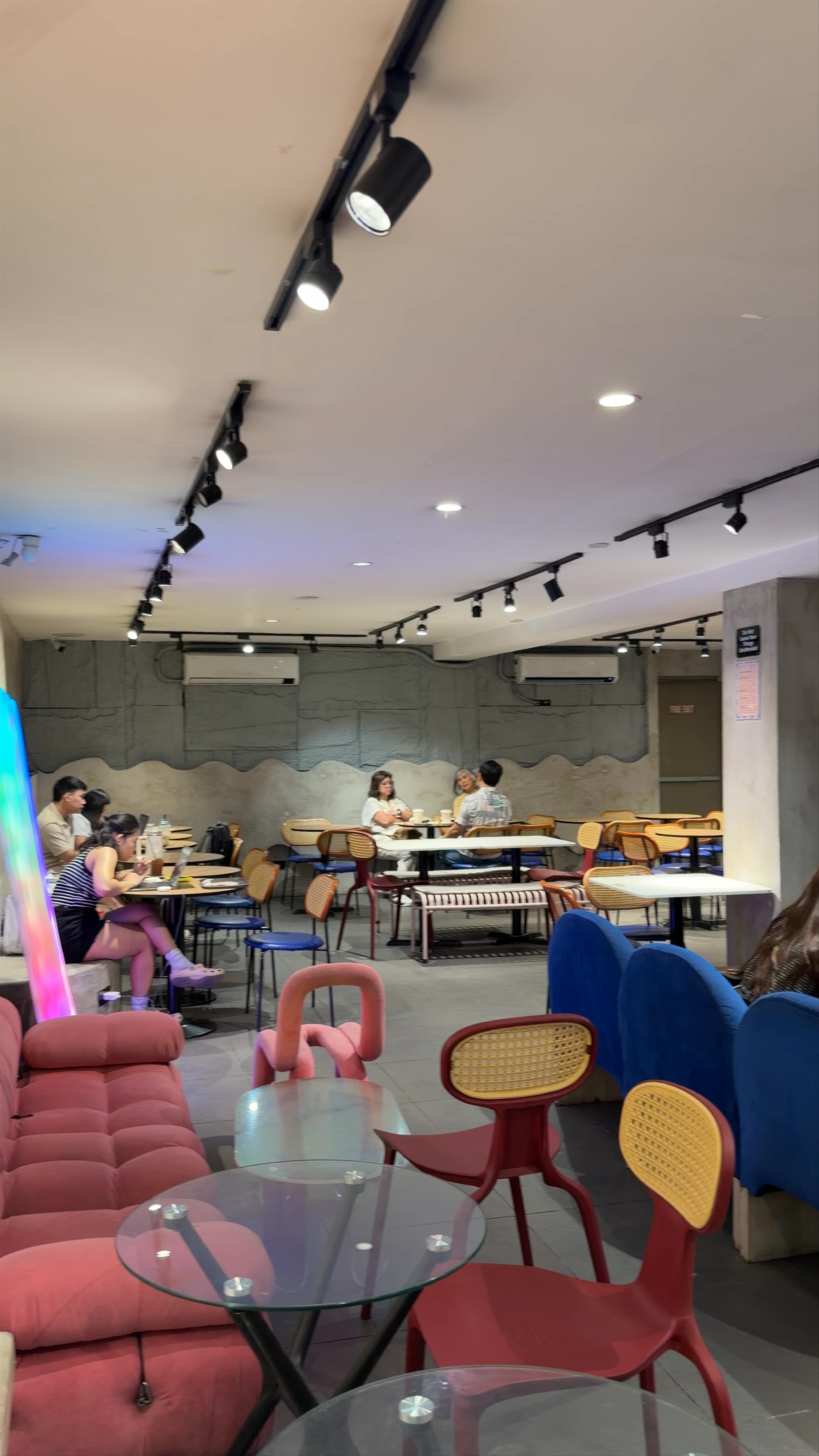 Kouvee Cafe + Studio