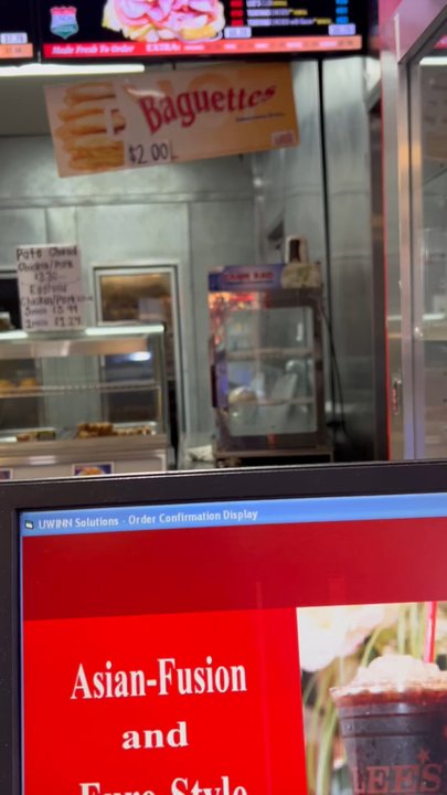 Lee's Sandwiches - Vietnamese Near Me - LongBeach, California