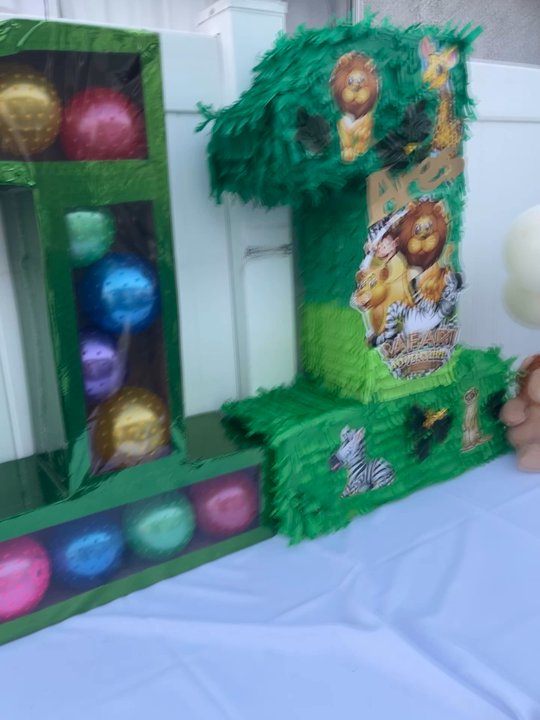 Balloon Land by JCC - Decor love love love it - Party & Event Planning Near Me - Lawndale, California