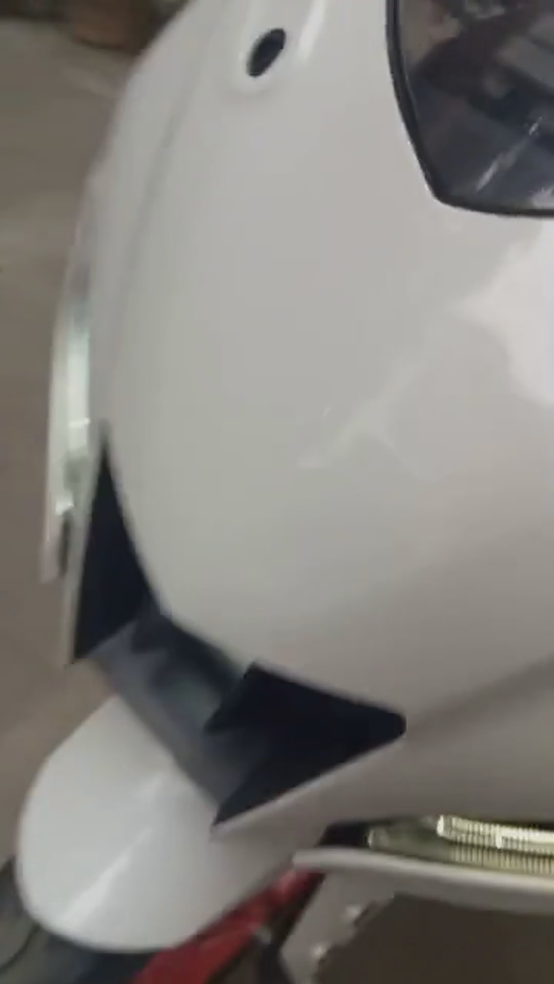 Walk-around video thumbnail