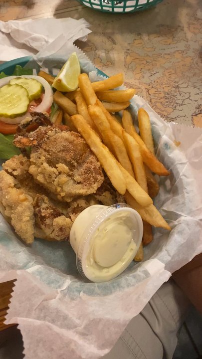 Island Cafe - Seafood Near Me - Everglades, Florida