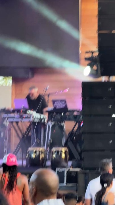 Vivo - DJ Lewis Martinee - Music Venues Near Me - Miami, Florida
