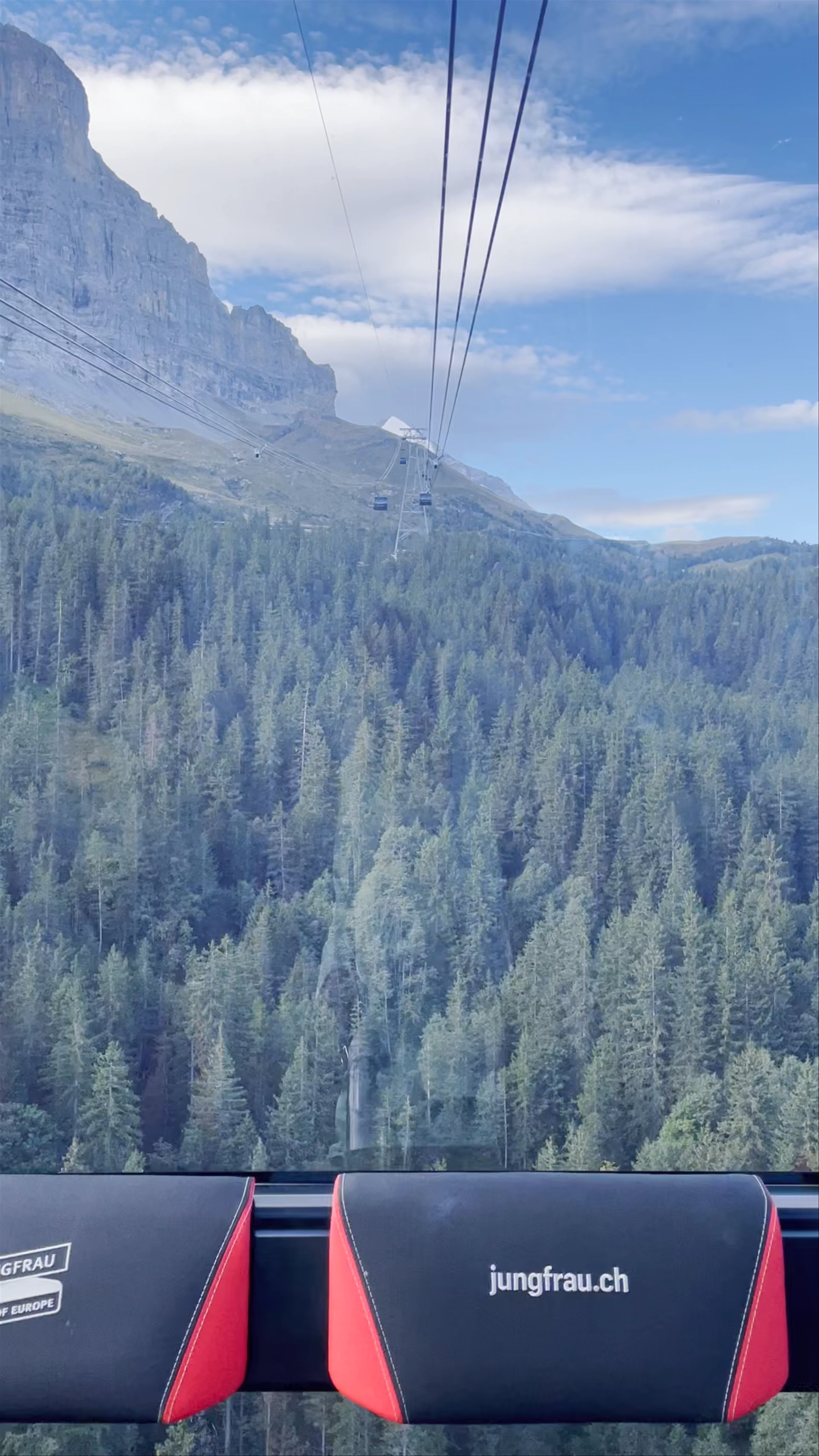 Eiger Express, Unter Eigerweg