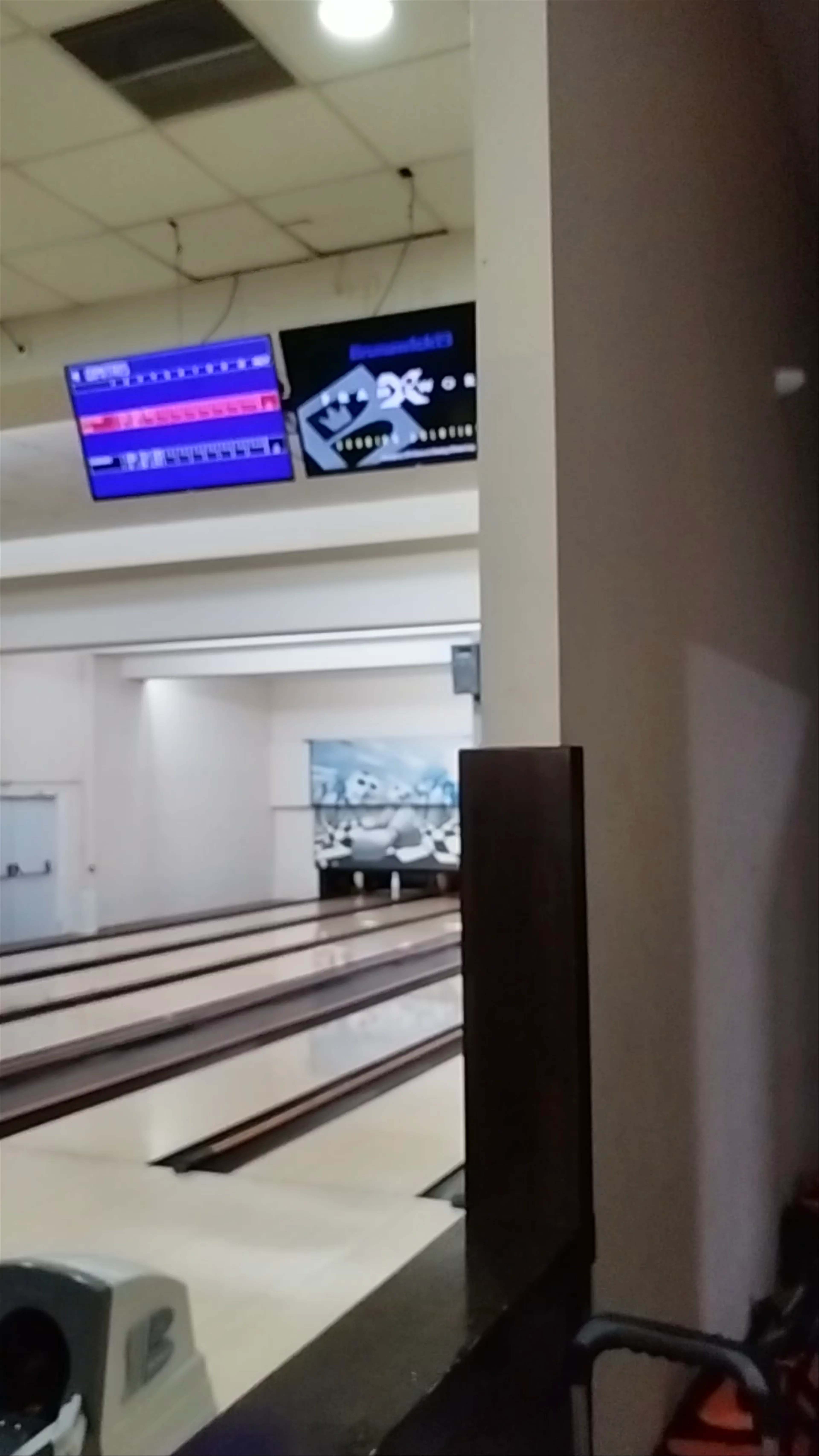 Pin City, 17is Noemvriou
