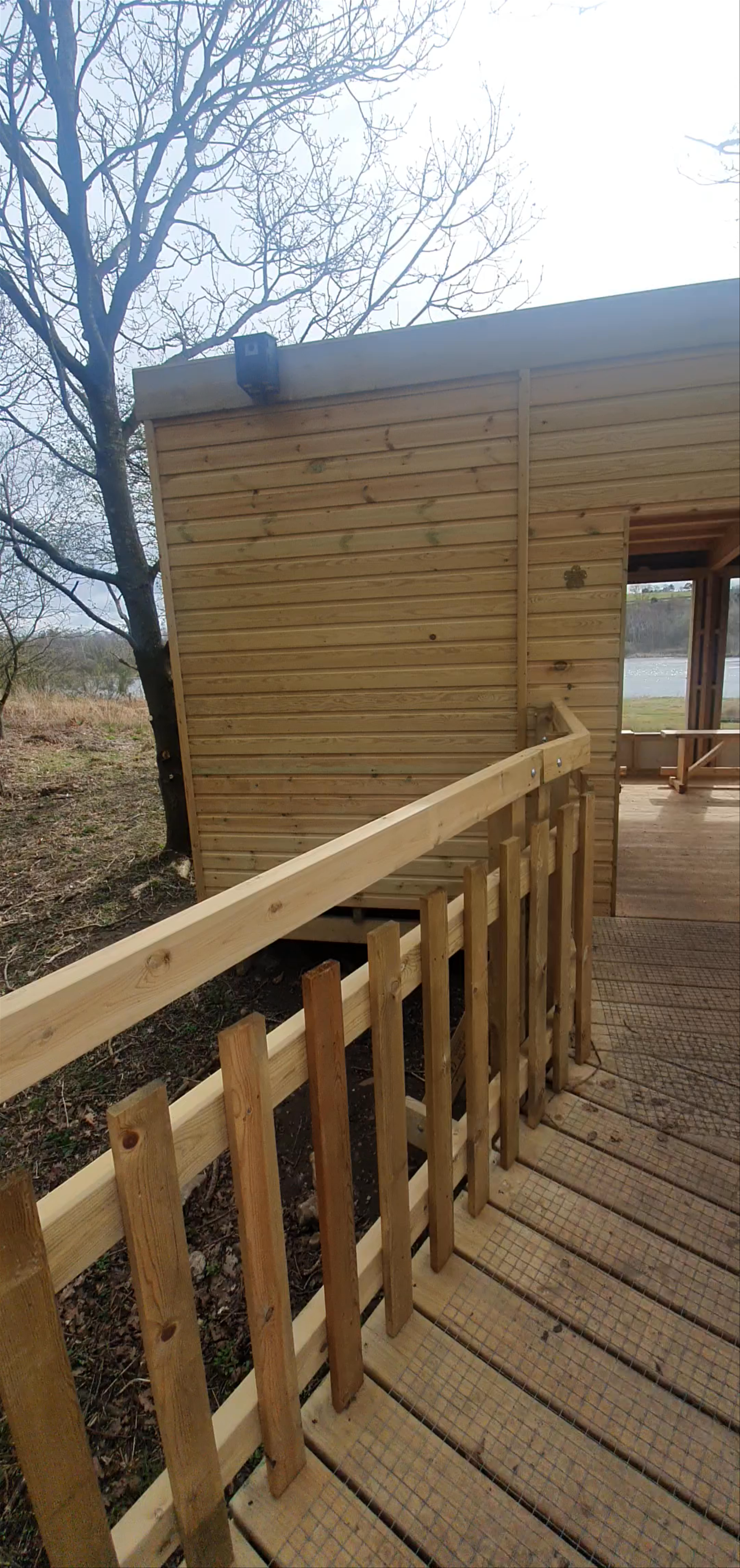 Low Barns Nature Reserve: Quiet Lakeside Hideaway in Bishop Auckland