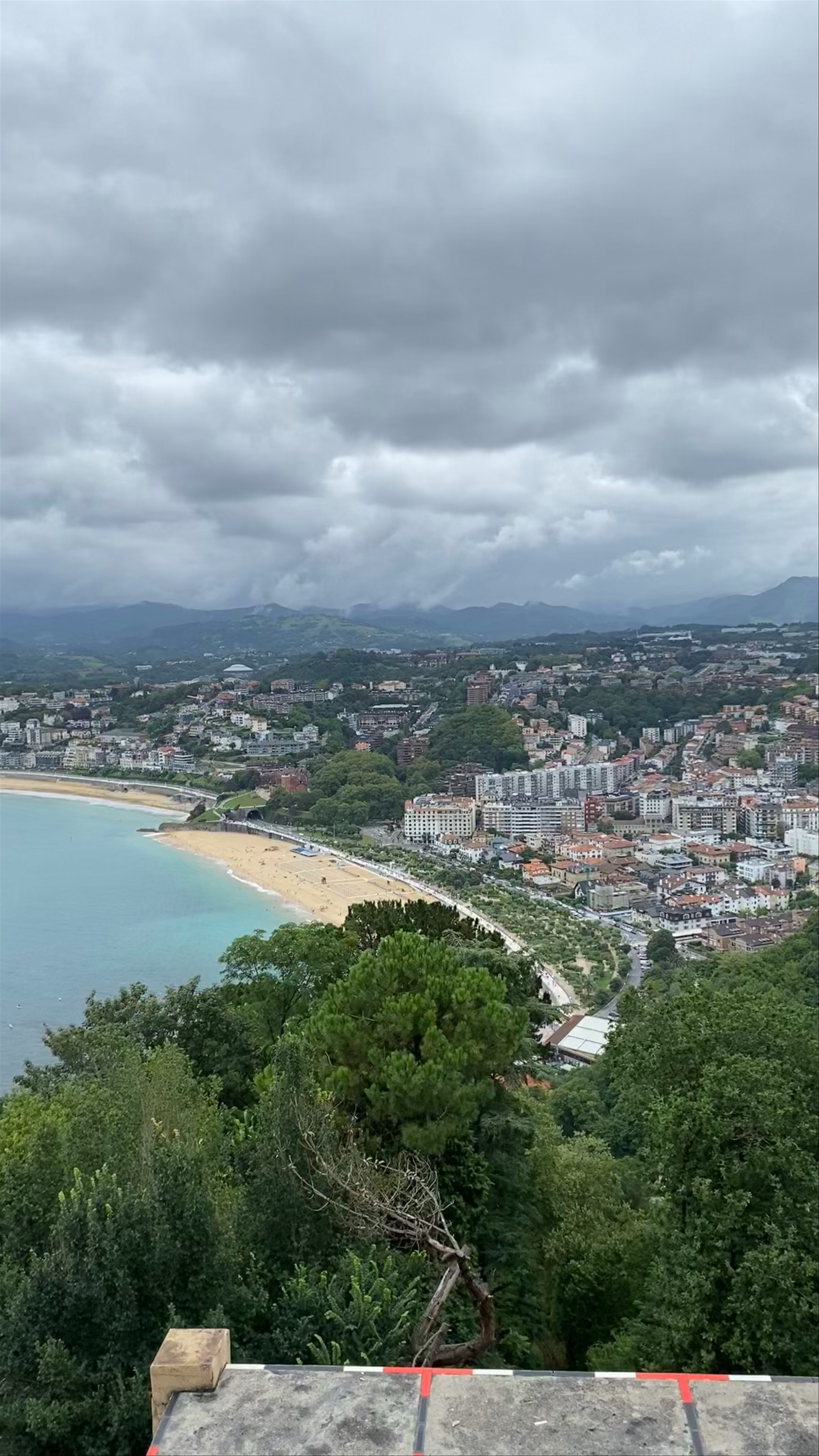 Cloudy Day Serenity at Playa de la Concha, San Sebastián