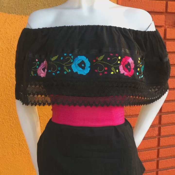 Catrina - Blusa mexicana  Blusa fuera de los hombros  Off the shoulders - Traditional Clothing Near Me - Los Angeles, California