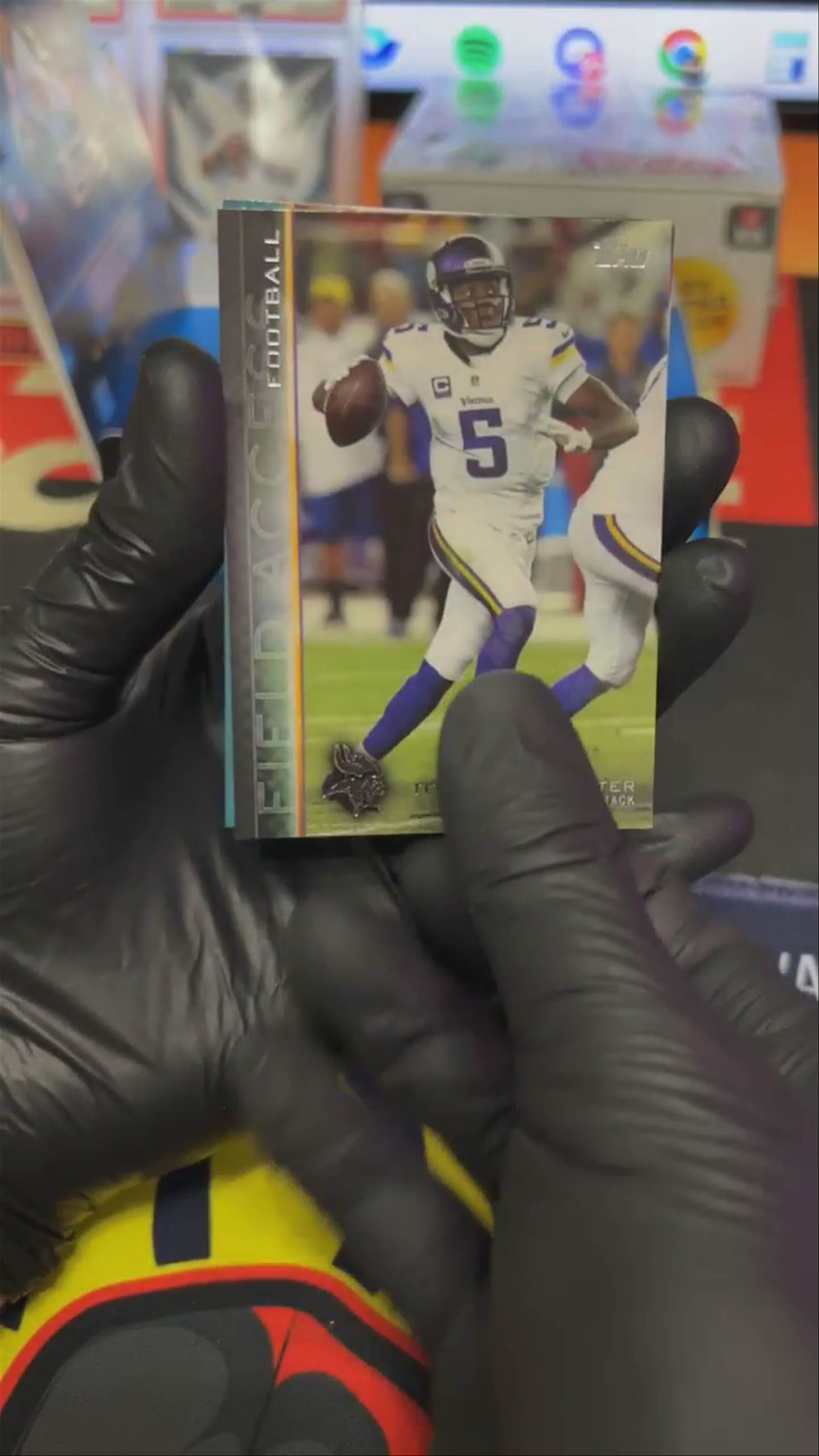 Eli manning auto /25