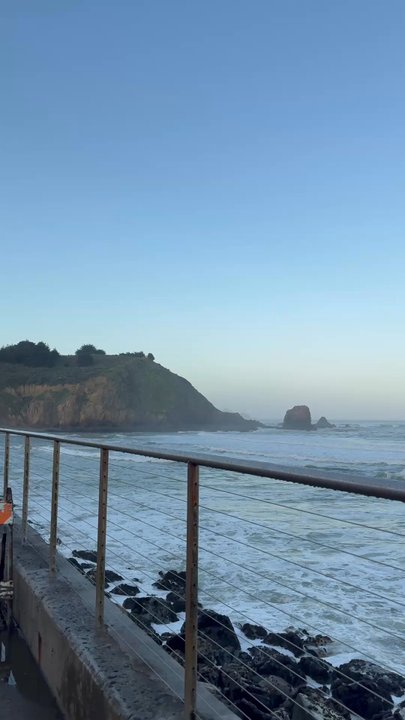 Breakers Breakfast, Brunch & Lunch - Ocean view.! just a few steps away - Breakfast & Brunch Near Me - Pacifica, California