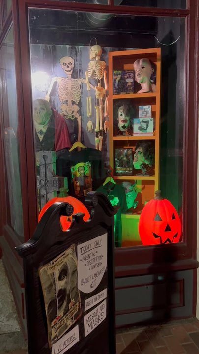 Halloween Dungeon - Costumes Near Me - Seymour, Connecticut