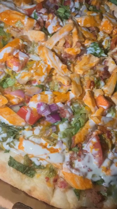 Goodfella's Pizza - Chicken Salad Pizza and Stuffed Pizza (everything meat) - Pizza Near Me - Fort Pierce, Florida