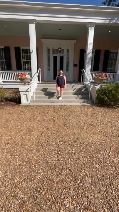 Sunnyside - Walkthrough of the bottom floor of the home! - Bed & Breakfast Near Me - Natchez, Mississippi
