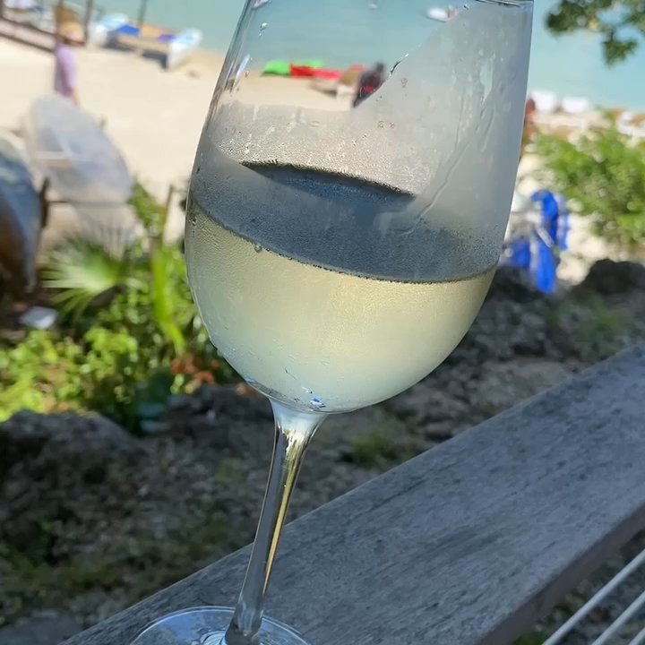 Dry Rocks - Honig Sauvignon Blanc - Mexican Near Me - Key Largo, Florida