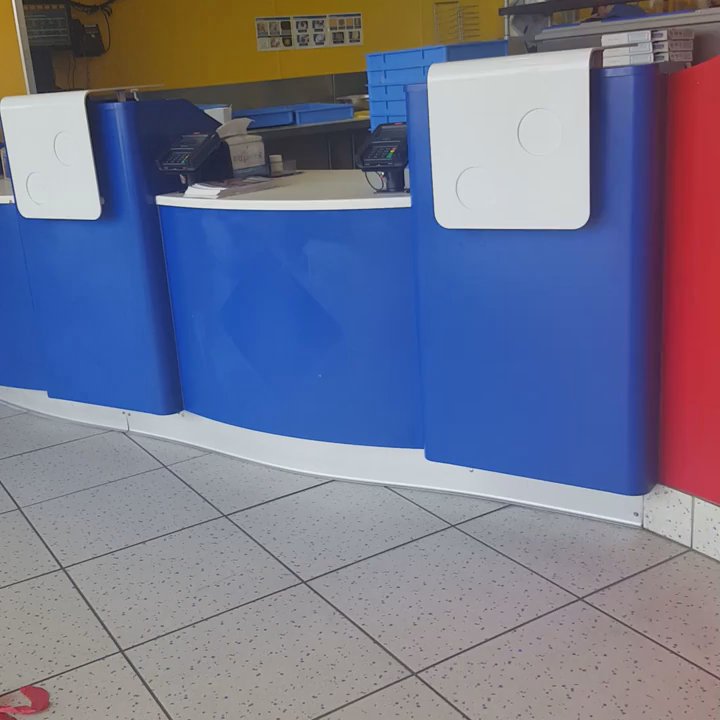 Domino's Pizza - 20-30 minutes of this. (Phone ringing without anyone bothering to answer it. Highly annoying. - Pizza Near Me - Perris, California