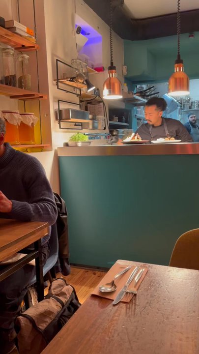O Gambuzino - The vibe - Vegetarian Near Me - Lisbon, 11