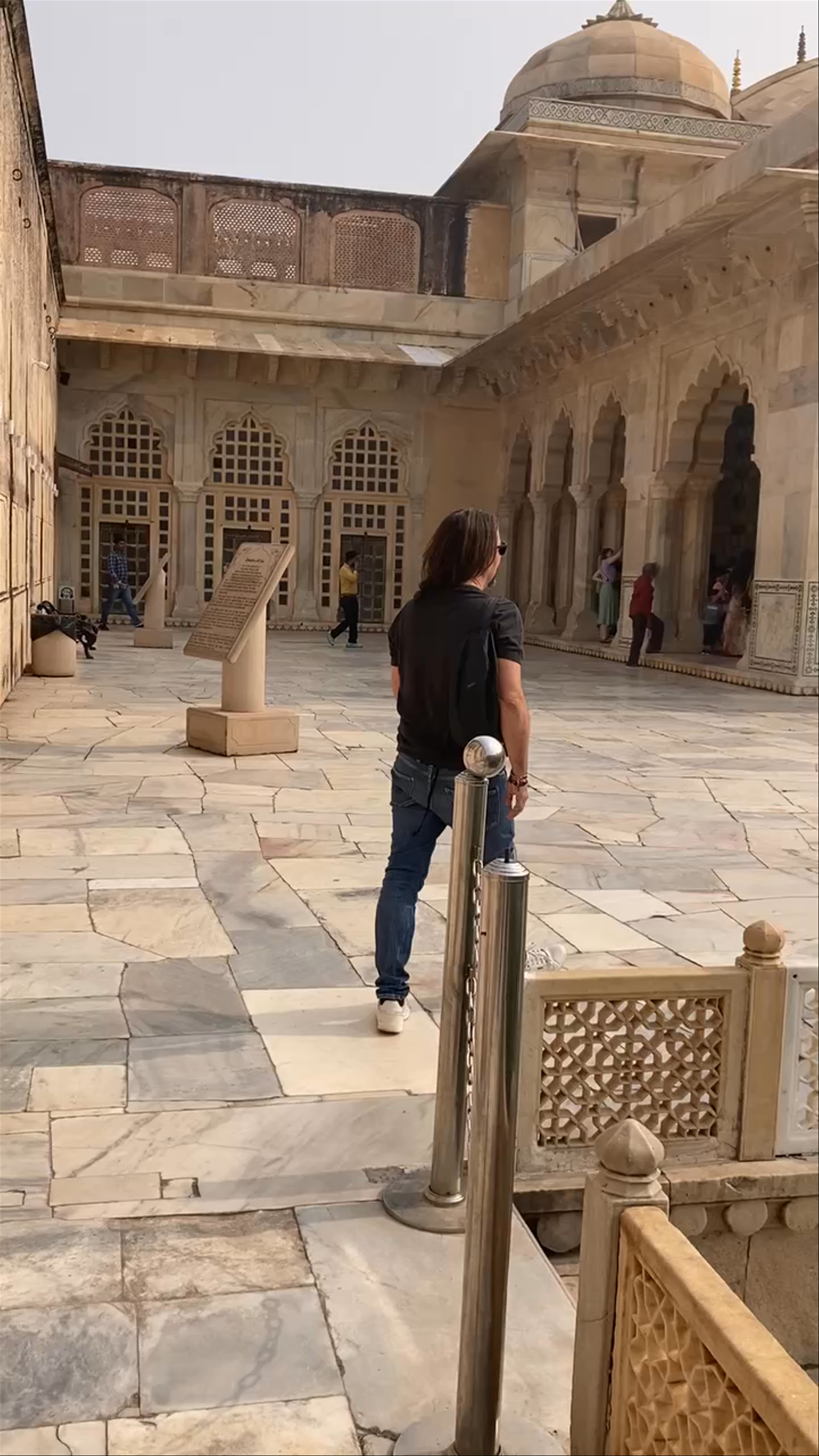 Exploring Sukh Niwas at Amer Fort: Timeless Majesty in Rajasthan