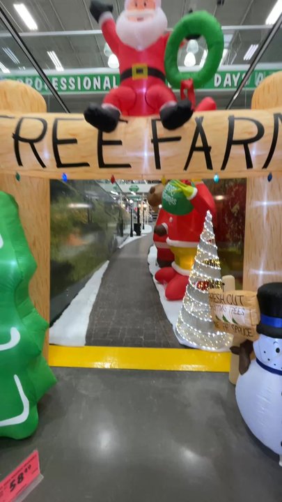 Menards - Christmas walk through display - Hardware Stores Near Me - Saint Paul, Minnesota