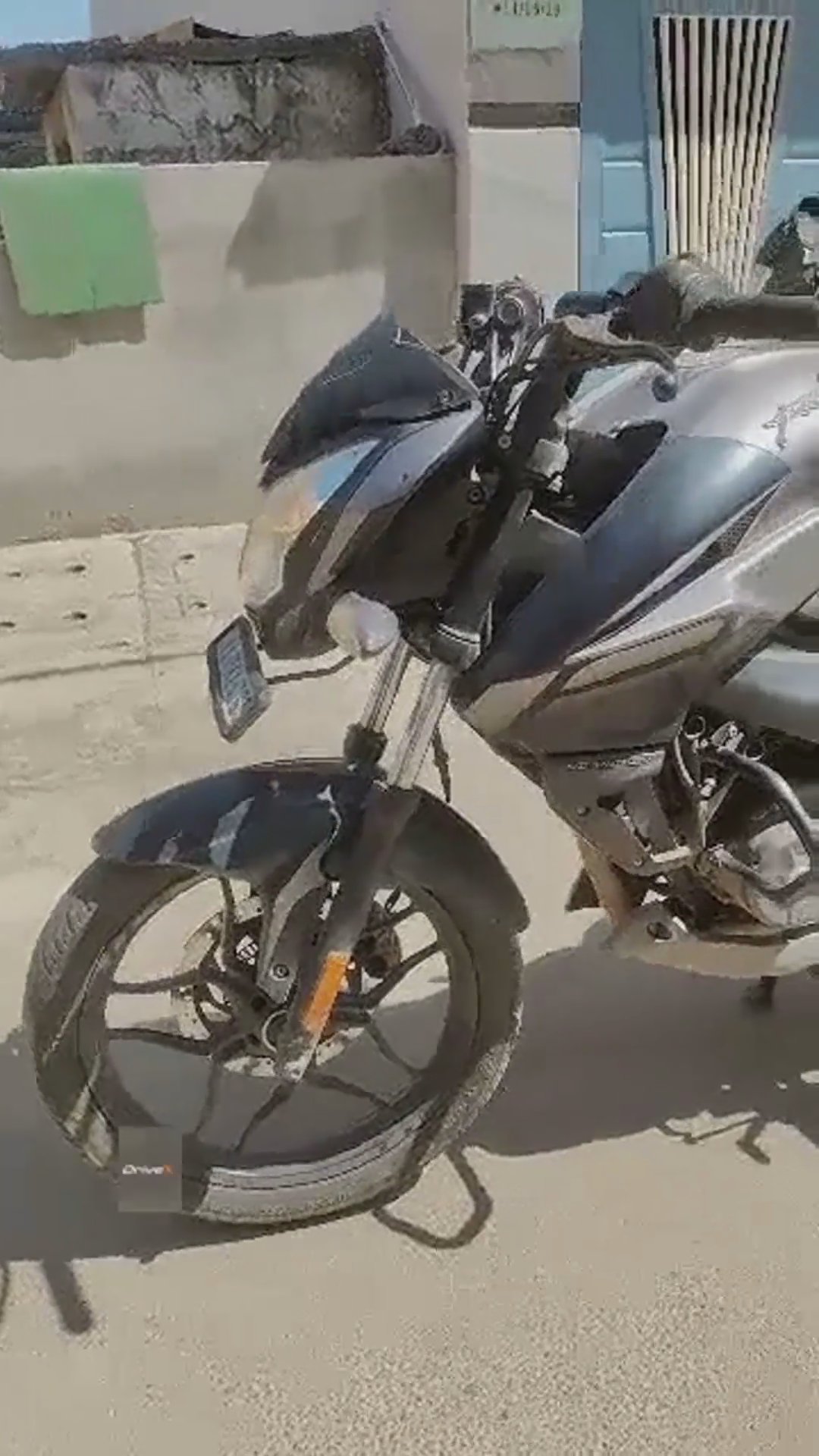 Walk-around video thumbnail