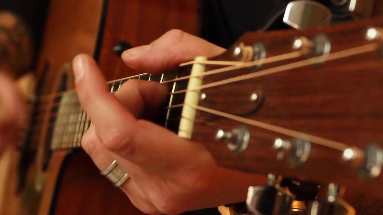 Forever Young Duo - Can't Help Falling In Love - video