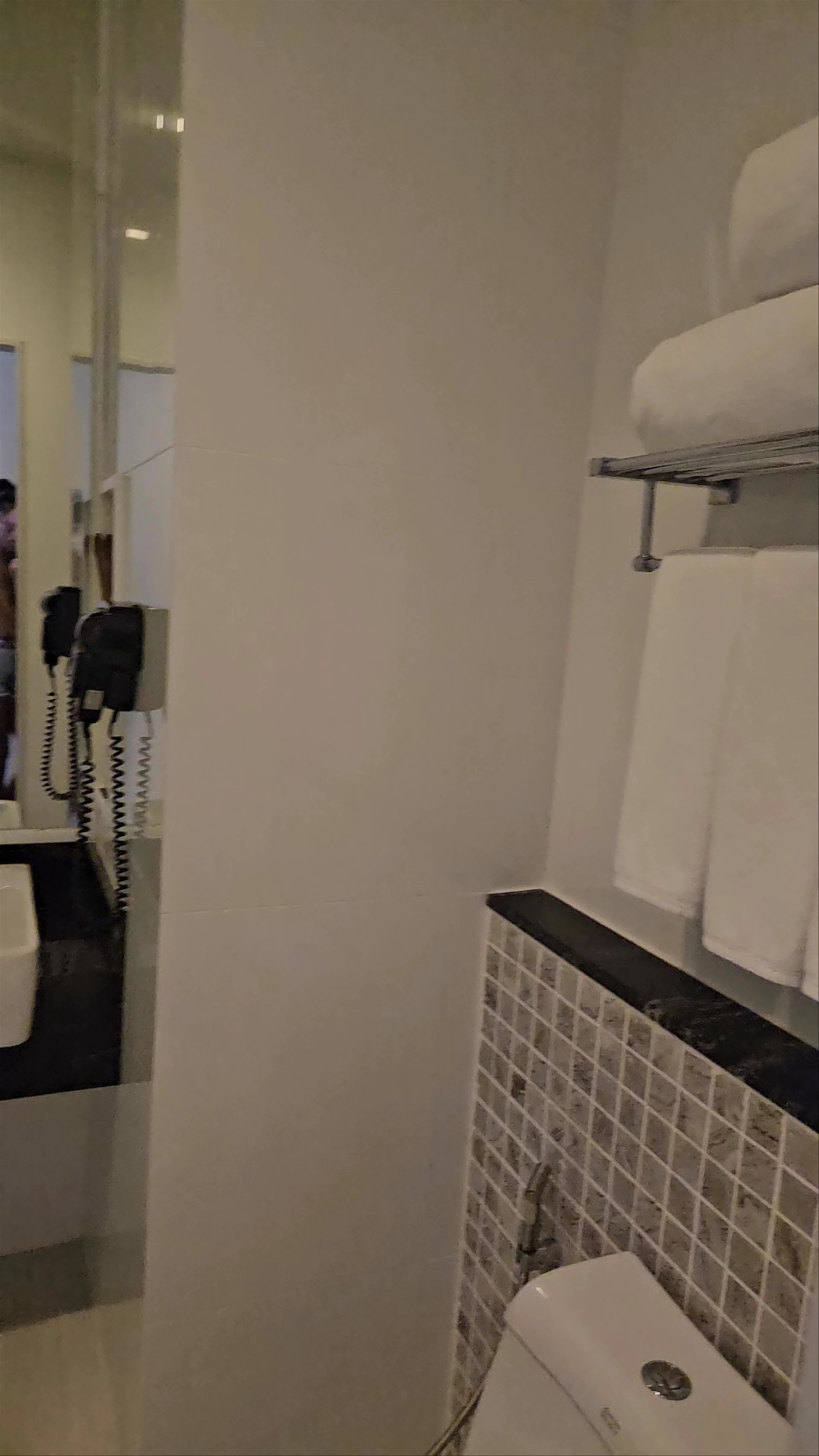 Hotel Clover Patong, Thawewong Road, Pa Tong