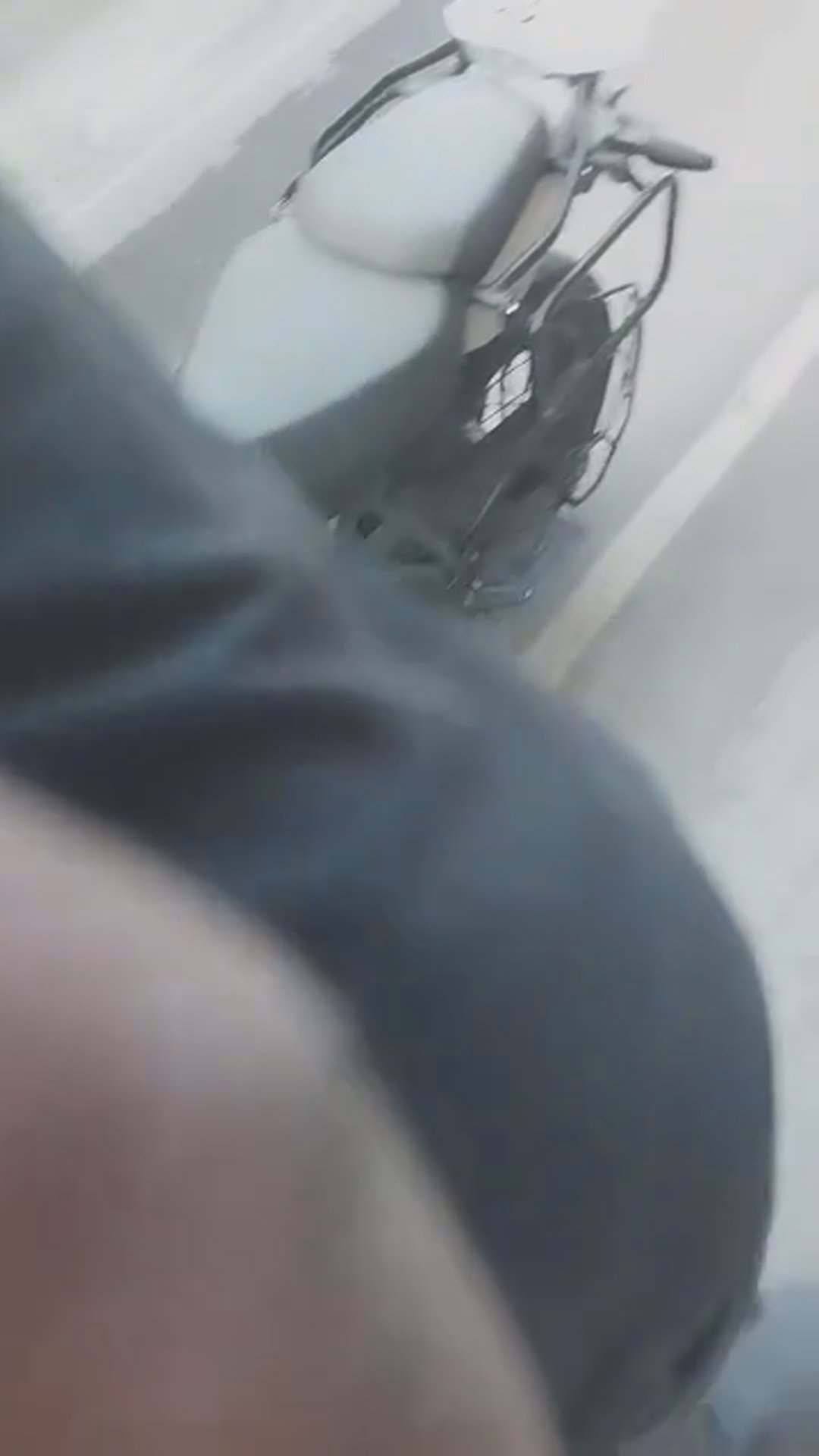 Walk-around video thumbnail