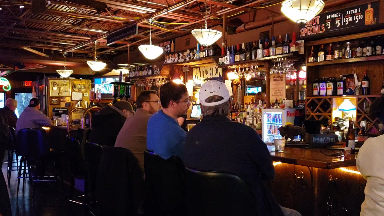 Patchen Pub - A Sunday night - Pubs Near Me - Lexington, Kentucky