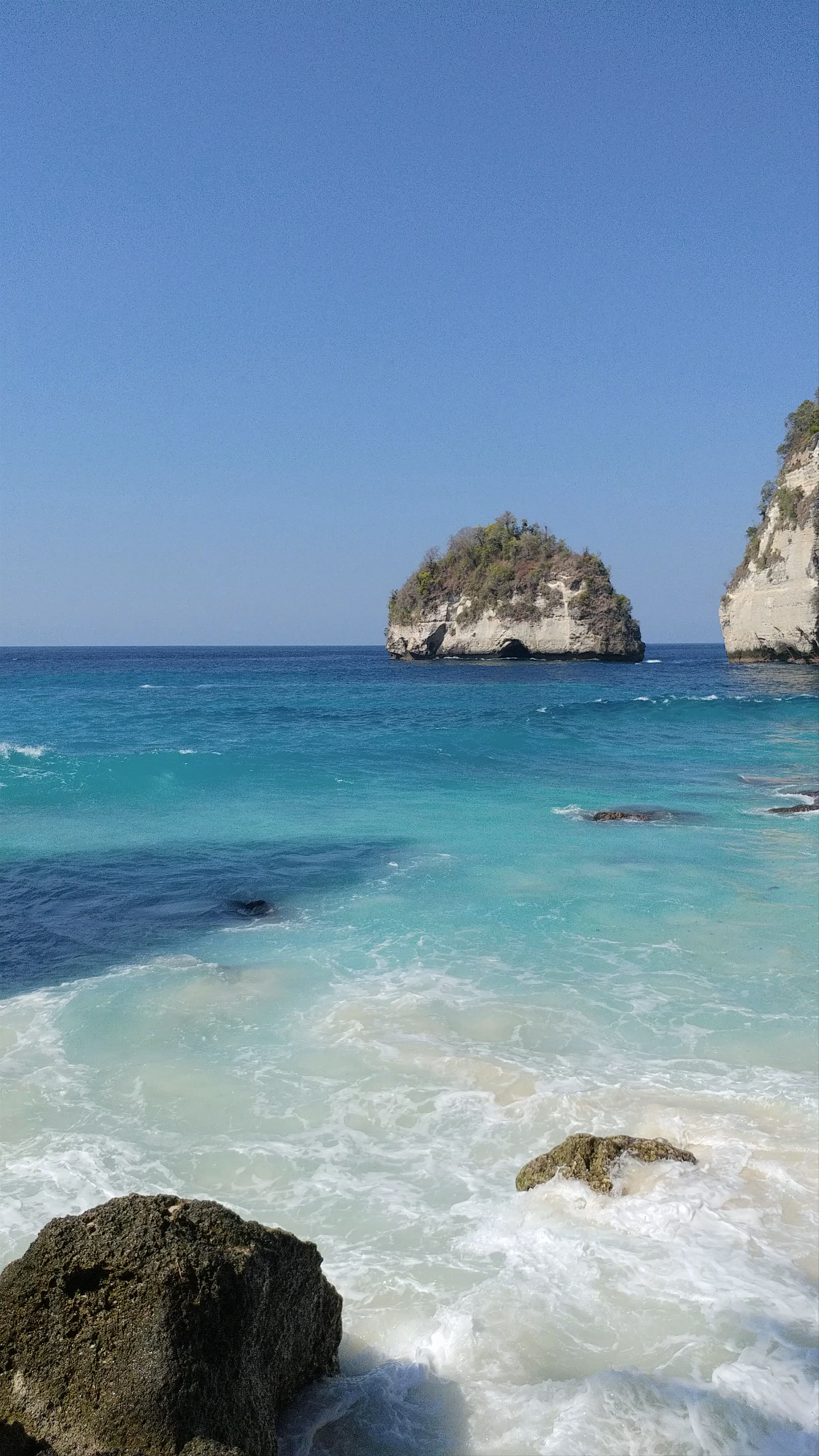 Diamond Beach Nusa Penida: Turquoise Paradise in Bali
