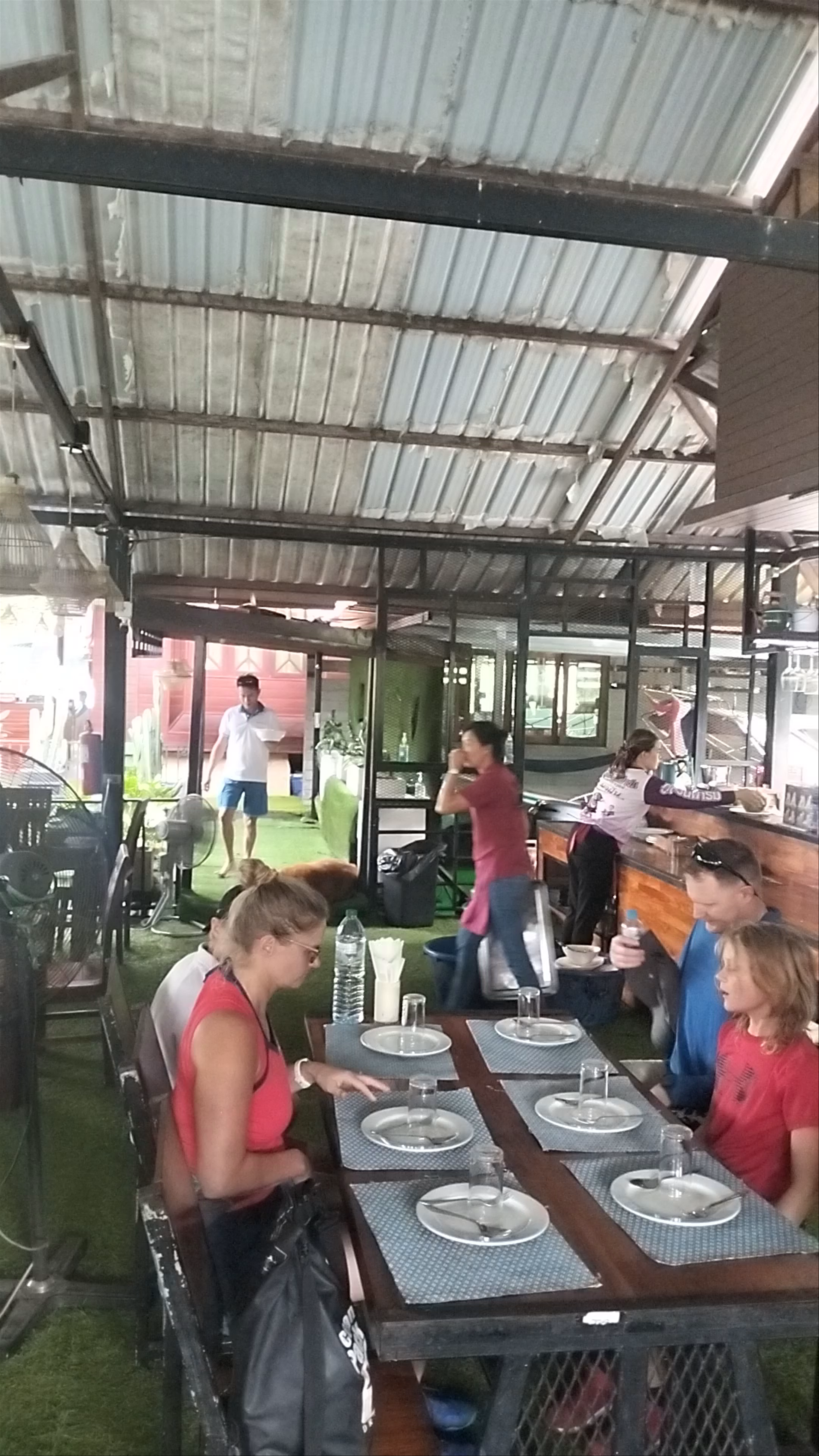 Dining Experience at Phutawan Rafthouse, Surat Thani, Thailand