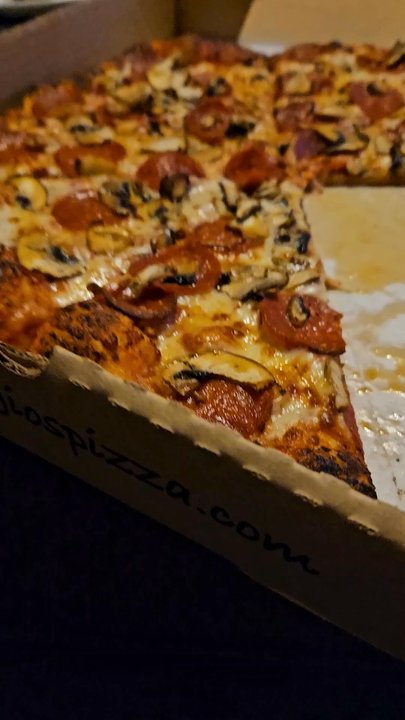 Bellagios Pizza - Pizza Near Me - Gresham, Oregon