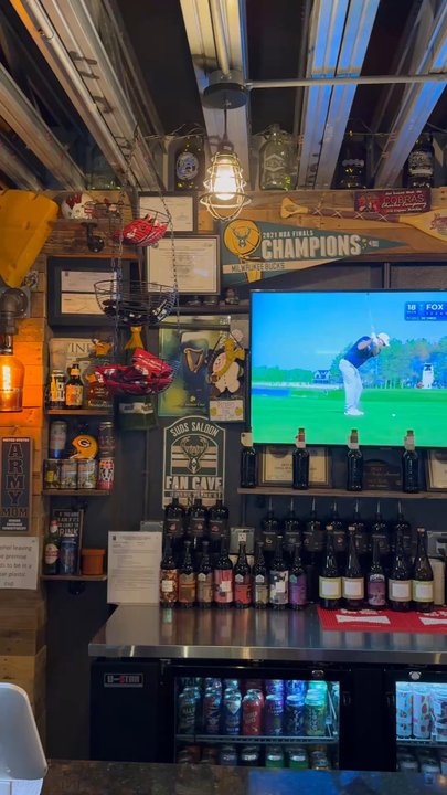Suds Saloon - Sports Bars Near Me - Clermont, Florida