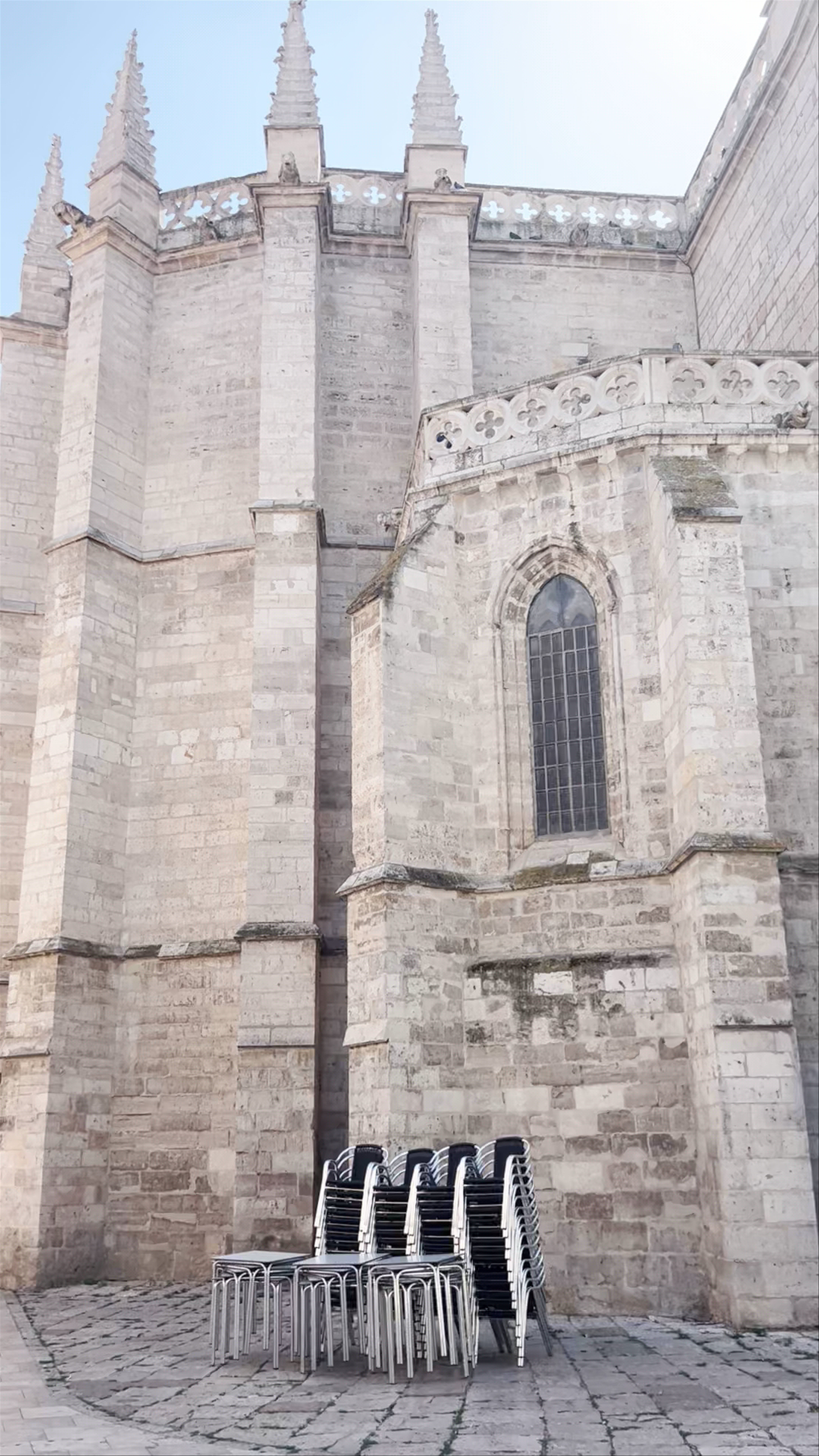 Iglesia de Santa María la Antigua: Timeless Gothic Majesty in Valladolid