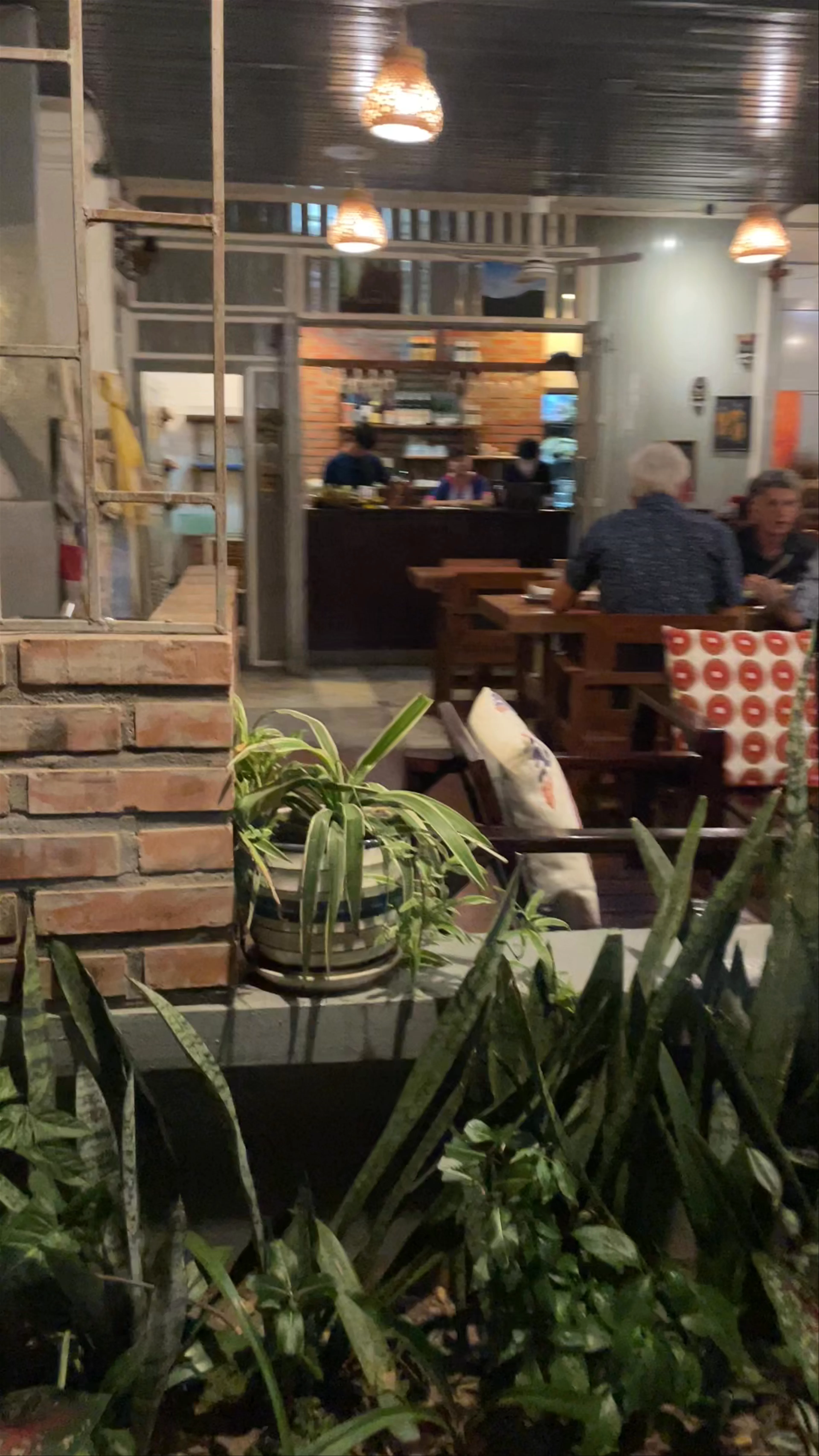 Joli Restaurant Pizza