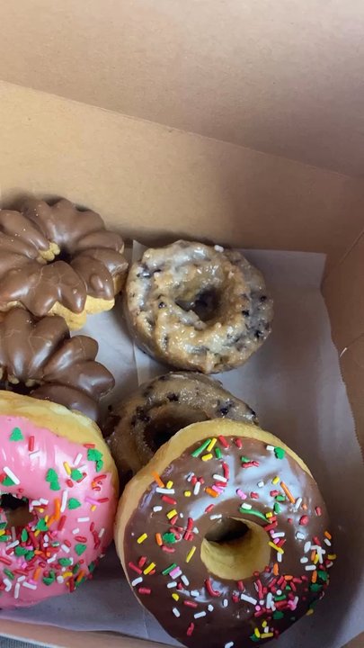 Lucky Donuts - Half dozen chocolate cruler, blueberry, and sprinkled - Donuts Near Me - Phoenix, Arizona