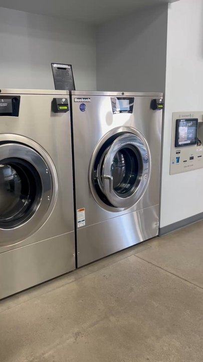 Mod Laundry - Clean quiet area with ozone technology and 100lb washers - Laundromat Near Me - El Mirage, Arizona