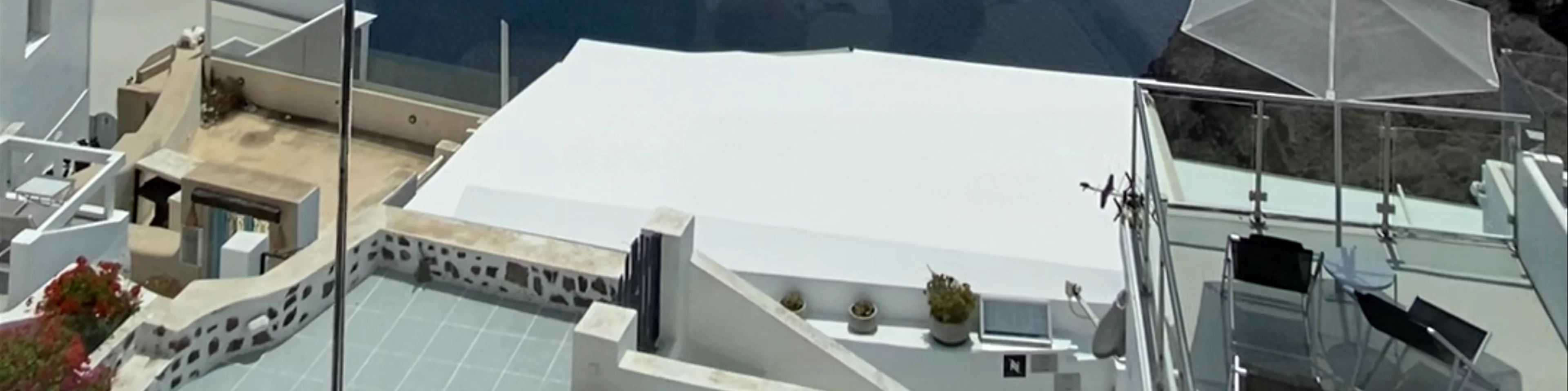 Pearl On The Cliff Hotel & Suites Santorini