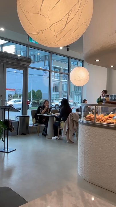 Cafe & Life Co - Nice flow design.  The restaurant owner was there too on a busy holiday Monday. - Breakfast & Brunch Near Me - Richmond, British Columbia