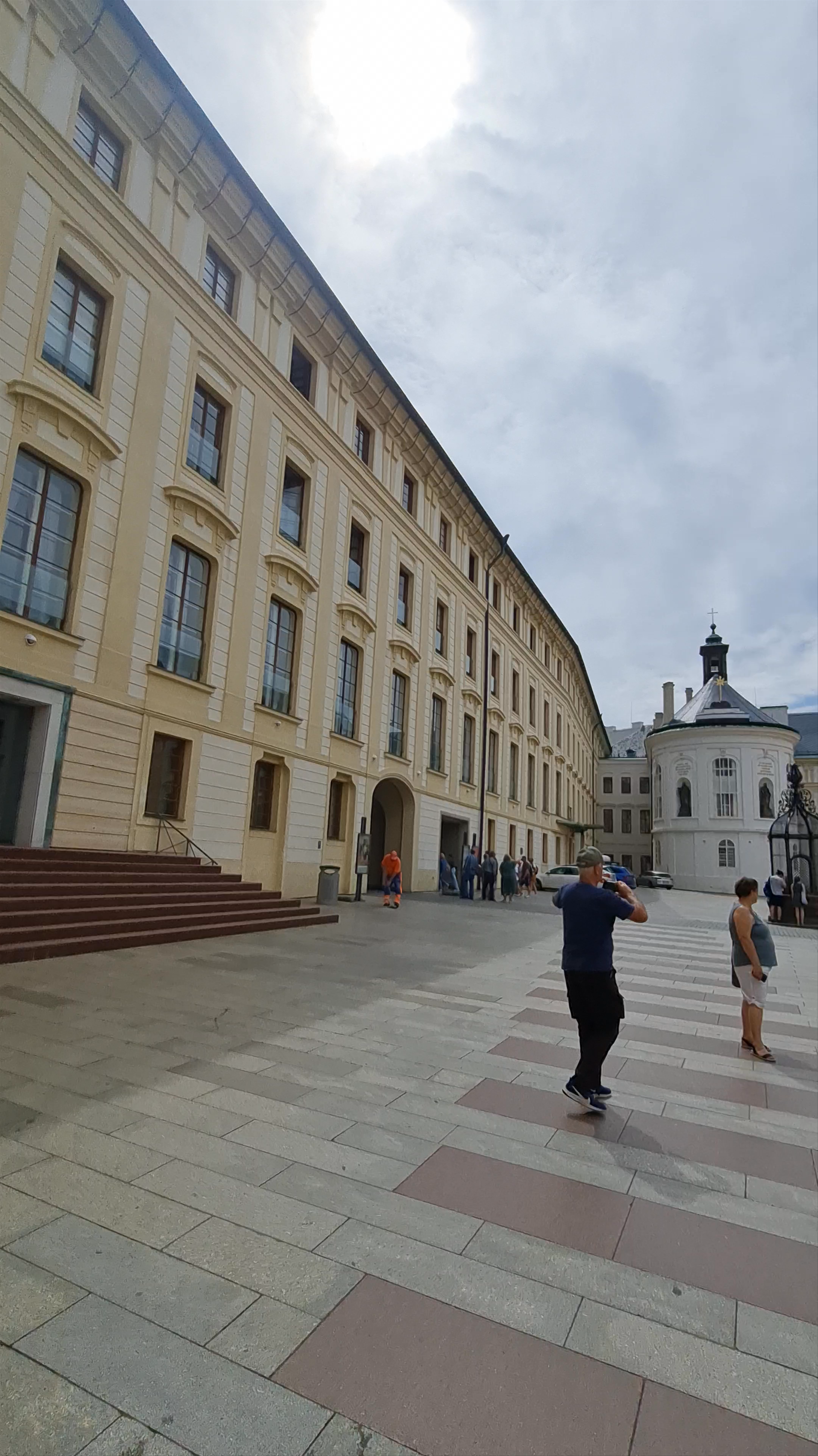 Second Courtyard of Prague Castle: Historic Majesty in Prague