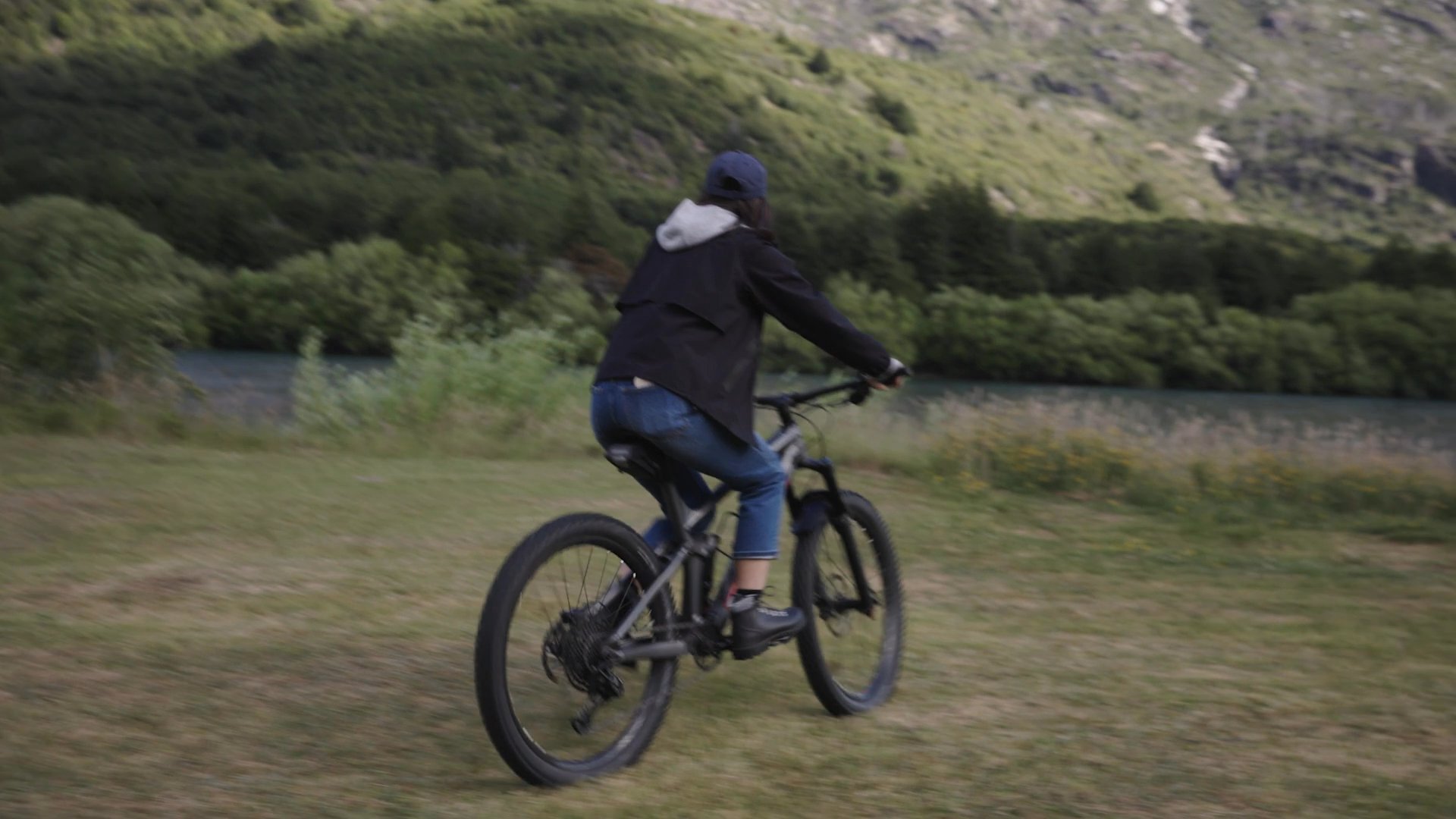 Kite Lightweight Jacket - Onyx Black Kite Lightweight Jacket - Onyx Black
