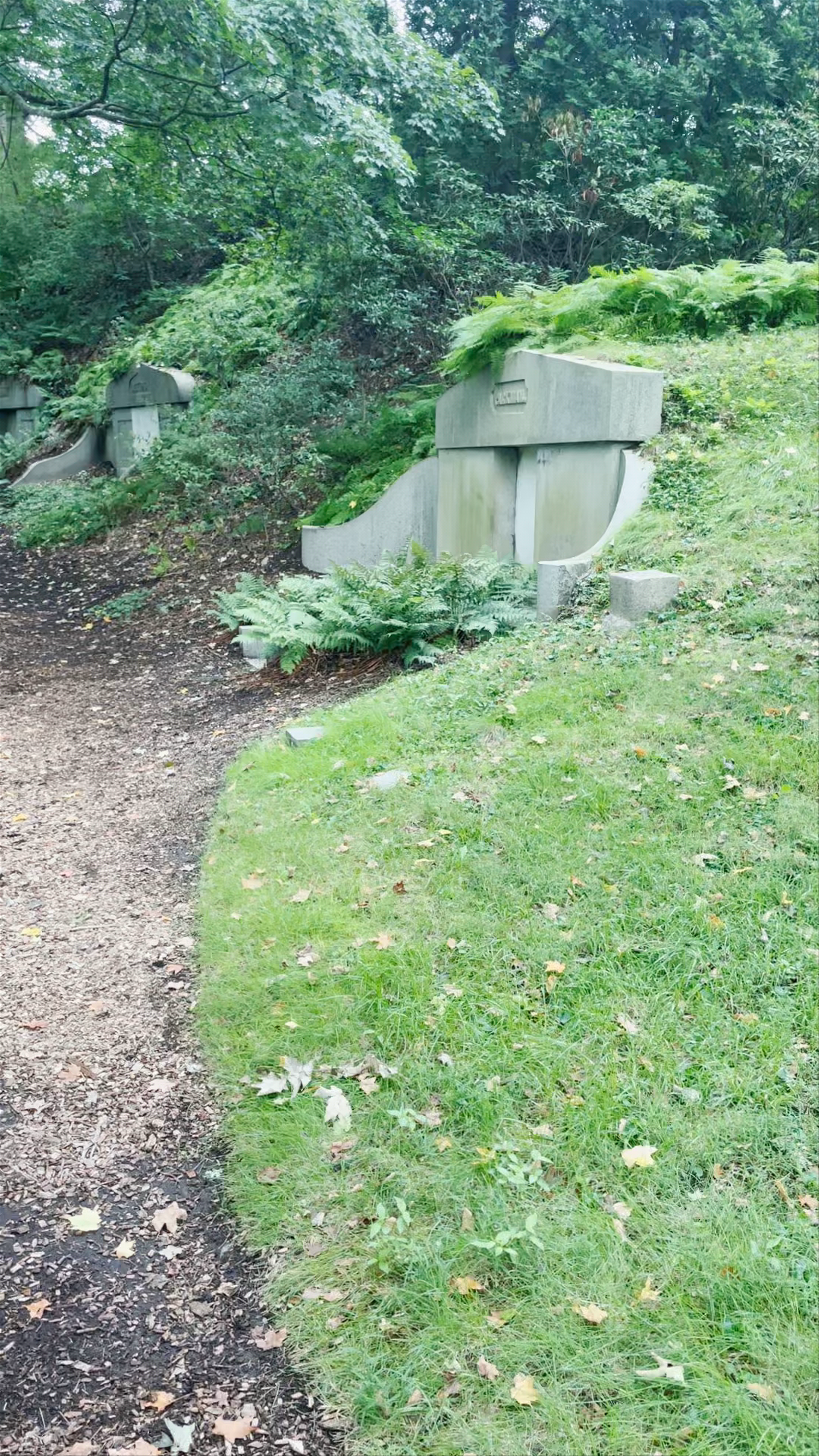 Hidden Tranquility: A Serene Stroll Through Cambridge's Scenic Burial Grounds
