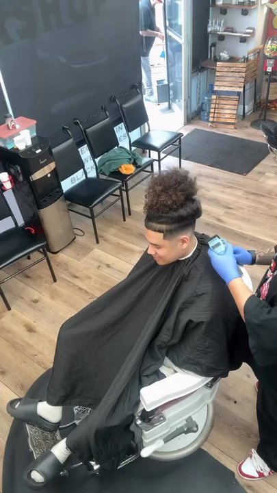 Dapperz Barber Shop - Good vibes - Barbers Near Me - Inglewood, California
