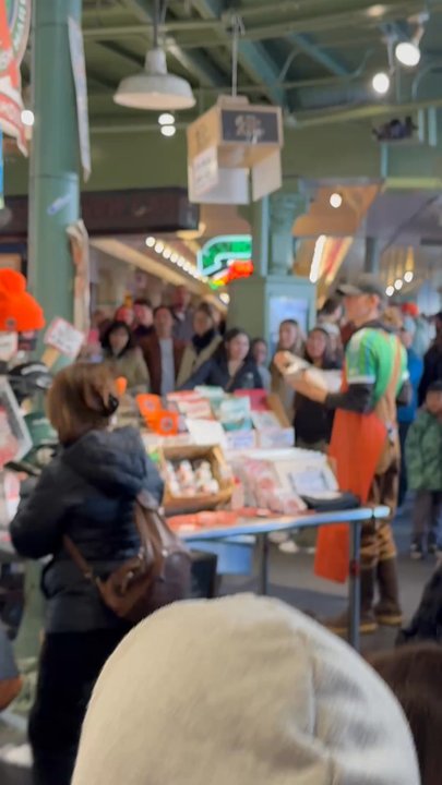 Washington State of - 06.09.25 the entertaining fish-throwing tradition at Pike Place Market [Seattle 11/30/24] - Local Flavor Near Me - Yelm, Washington