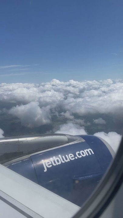 JetBlue - Airlines Near Me - Austin, Texas