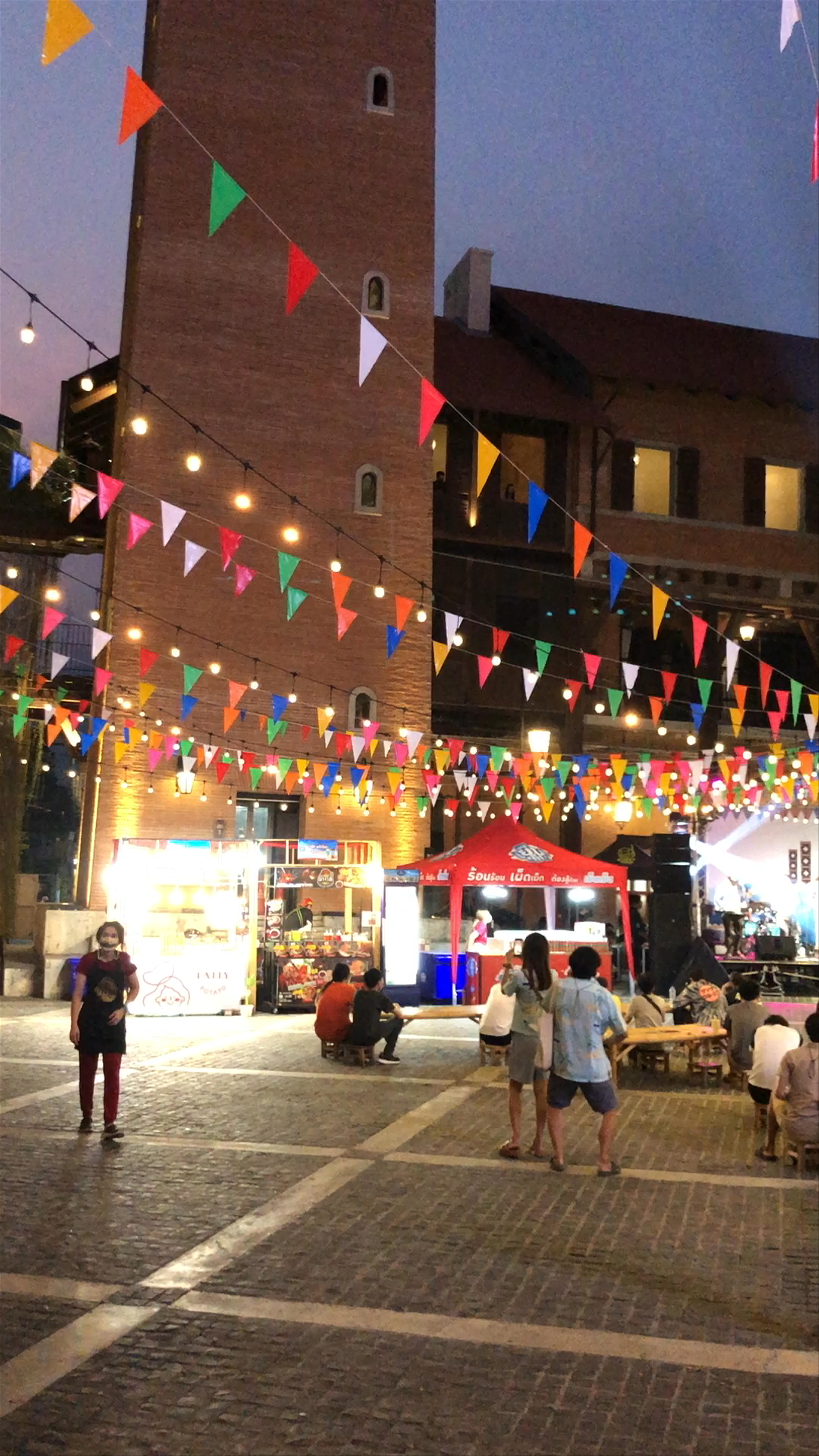 One Nimman Night Market Vibes | Chiang Mai Nightlife & Street Festival