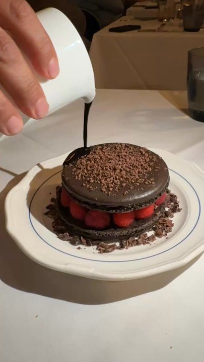 Chardon - The chocolate macaron pls get - French Near Me - Houston, Texas